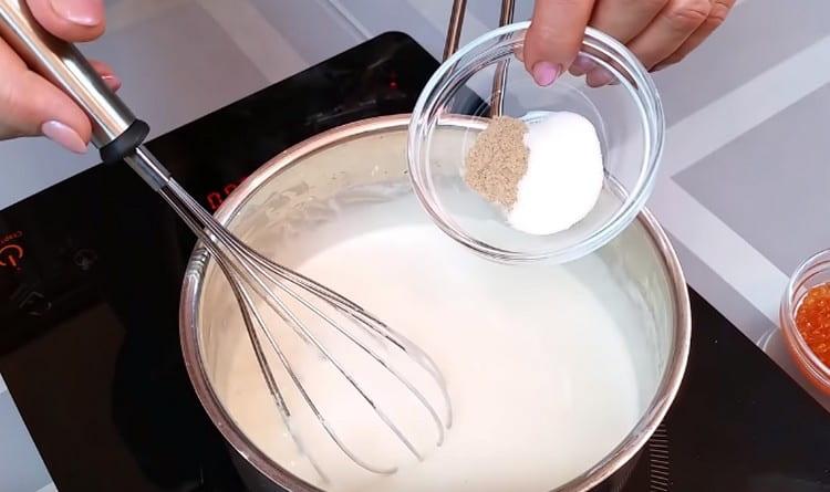 Agrega pimienta y sal.