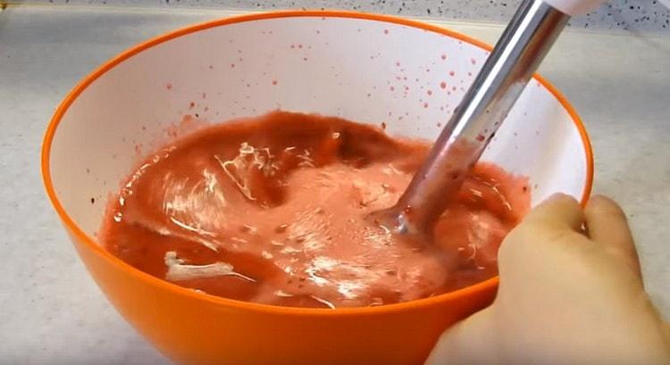 Una vegada més, interrompem tot això amb una batedora.