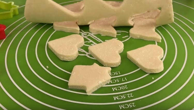 Vyříznuté řezačky cookie.