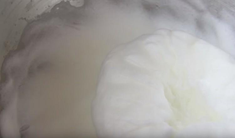 Bateti albusurile pana la varfuri moi.