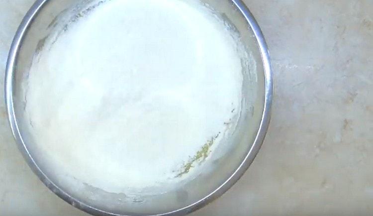 Cerneti faina in masa.