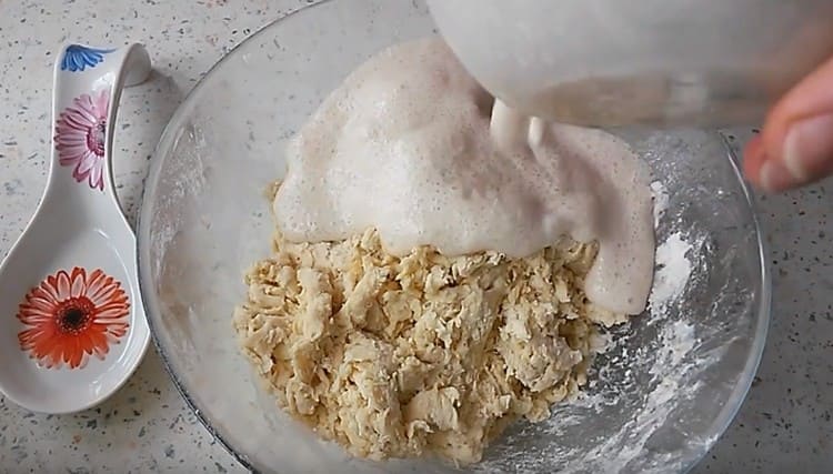 Сега можете да въведете кефир с мая.