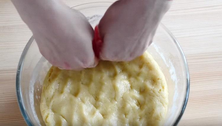 Enviamos la masa terminada al refrigerador.