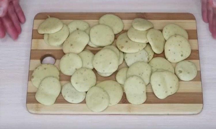 Las galletas ligeras se hornean muy rápido.