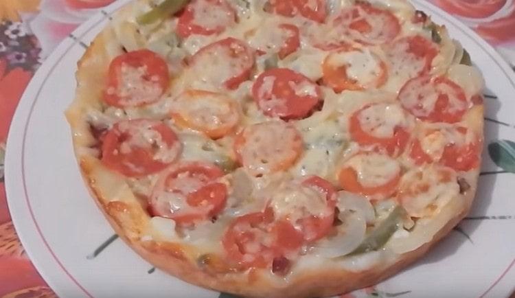Pizza servis etmek için büyük bir yemeğe geçebilirsiniz.