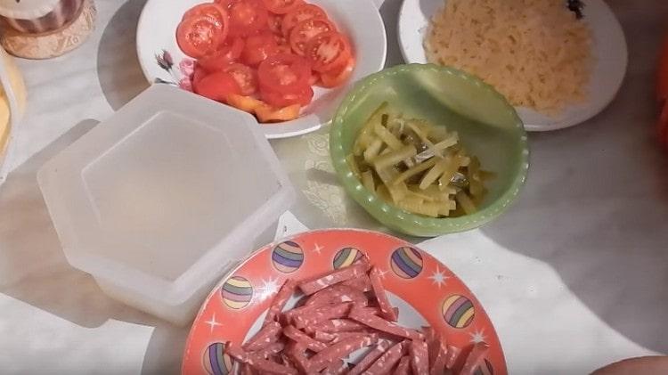 Tüm malzemeleri doldurma için hazırlıyoruz.