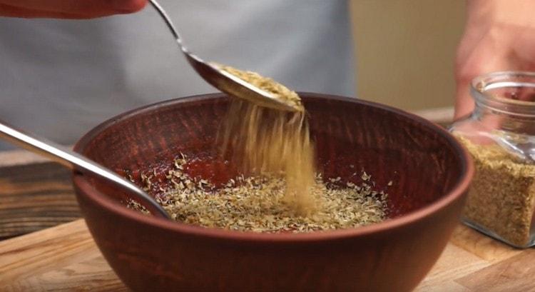 Přidejte oregano do omáčky.