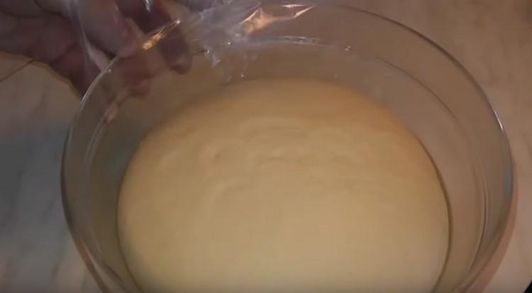 Ang kuwarta ay dapat na tumaas nang maayos.