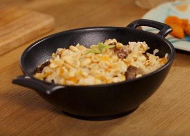 Pilaf original la cuptor cu carne de porc: gătit conform rețetei cu o fotografie.