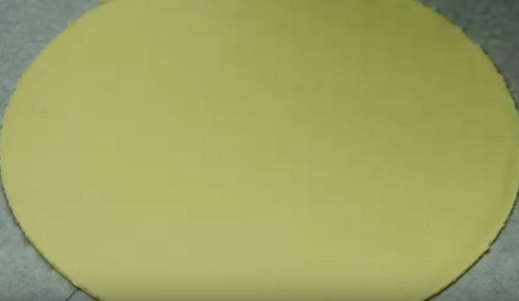 Pregătim al doilea tort în același mod.