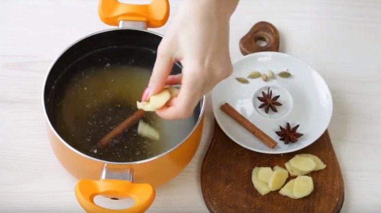 Ajoutez toutes les épices préparées.