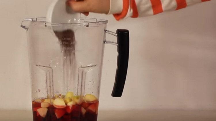 Adăugați ghimbir și semințe de in.