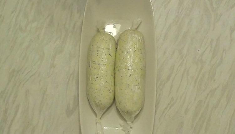 Souffle-ul final trebuie răcit complet, apoi ieși din film.