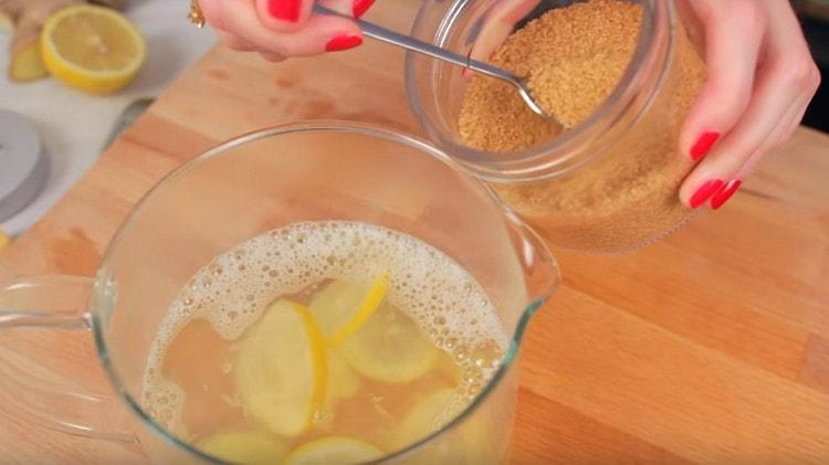 Tilsæt sukker efter smag.