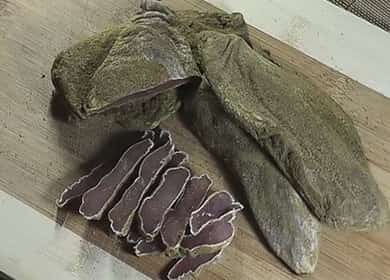 Ang Basturma ng Manok ng Manok - Mahusay na Spicy Appetizer