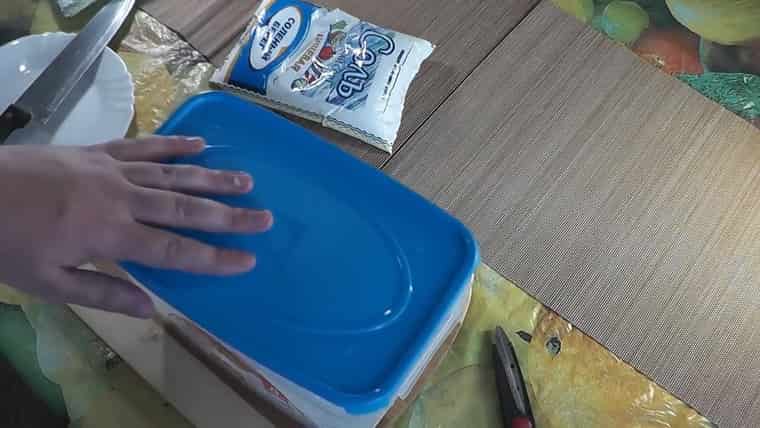 Upang makagawa ng dibdib ng manok ng manok, maghanda ng asin