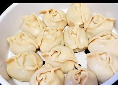 Manti într-un aragaz lent pentru un cuplu - o rețetă rapidă, ușoară și foarte gustoasă