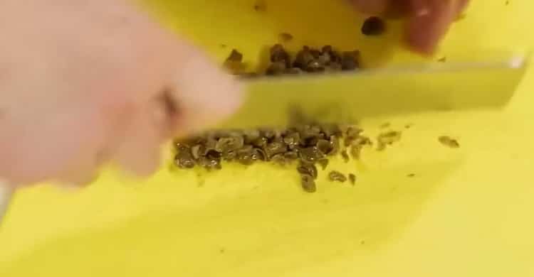 Pour mélanger la sauce de poisson frite, mélanger les ingrédients