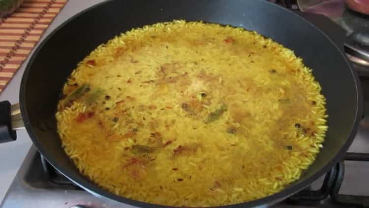 paghaluin ang mga sangkap para sa pritong isda