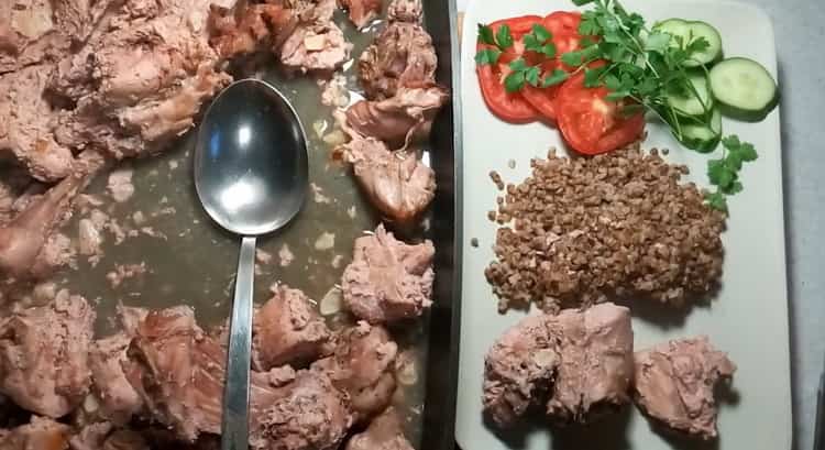 Lapin tendre au four à la crème sure