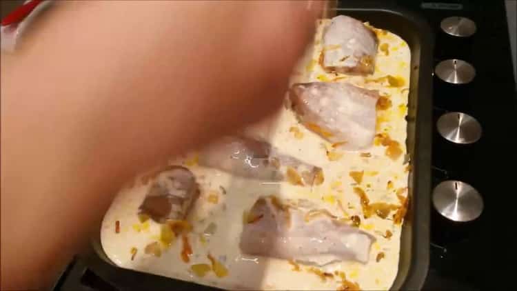 Prin prescripție medicală. pentru a găti polie în cuptor, preîncălziți cuptorul