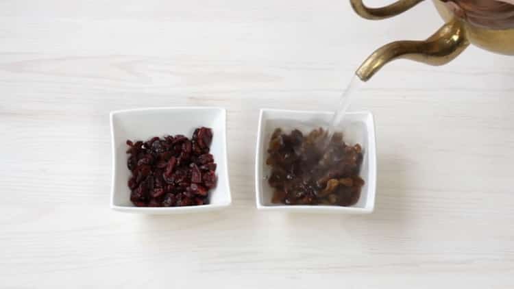 За да направите бисквитки с овесени ядки с банан, подгответе съставките