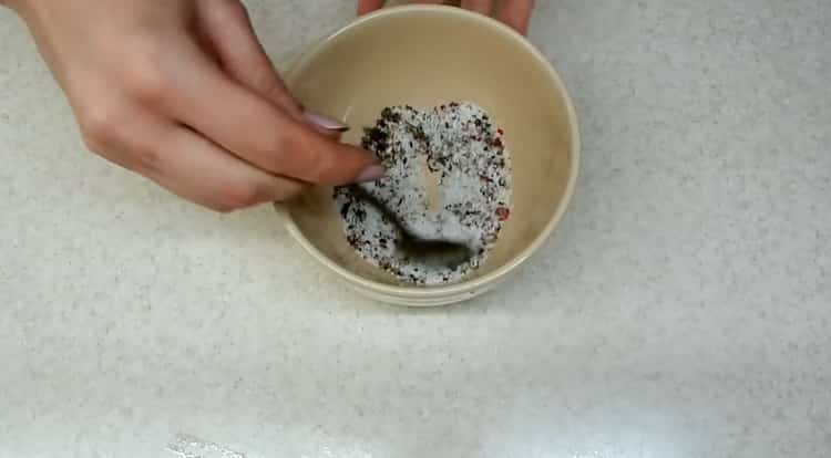 Připravte si koření na kuřecí prsa