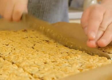 Shortcake Karakum (Vienna) with a layer of jam