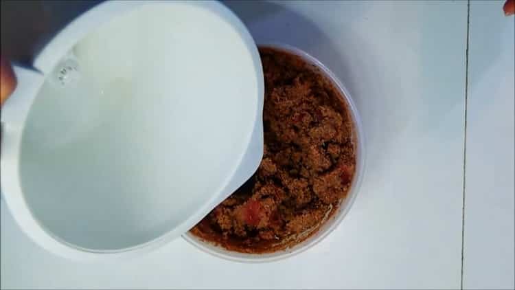 Bereiten Sie den Teig zu, um Buchweizenplätzchen zuzubereiten