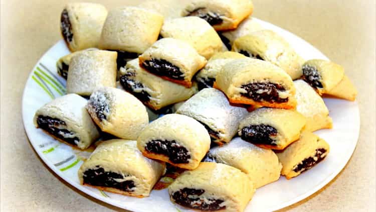 Двуцветни извара от бисквити без масло и маргарин