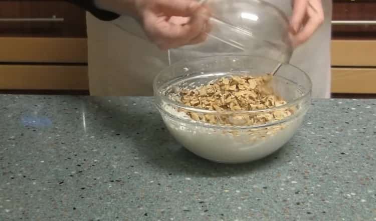 Til kager kys tilsættes alle ingredienserne.