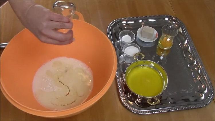 Pastel con carne al horno según una receta paso a paso con foto