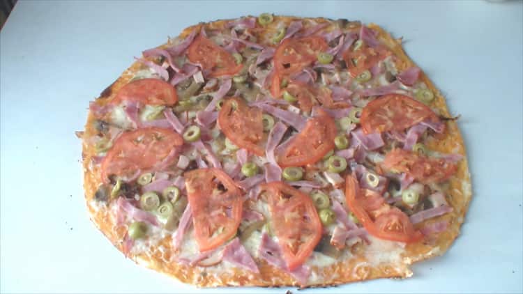 Cum să înveți cum să gătești delicioase pizza asortate