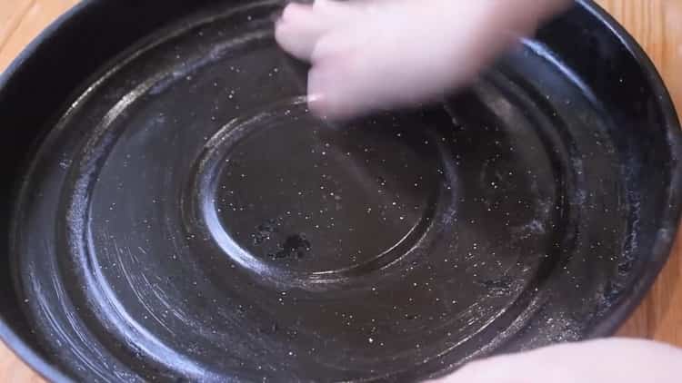 Para hacer pizza en el horno, prepara un molde