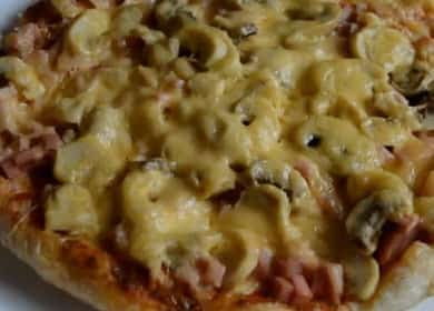 Cum să înveți cum să gătești pizza delicioasă pe patiserie cu puf