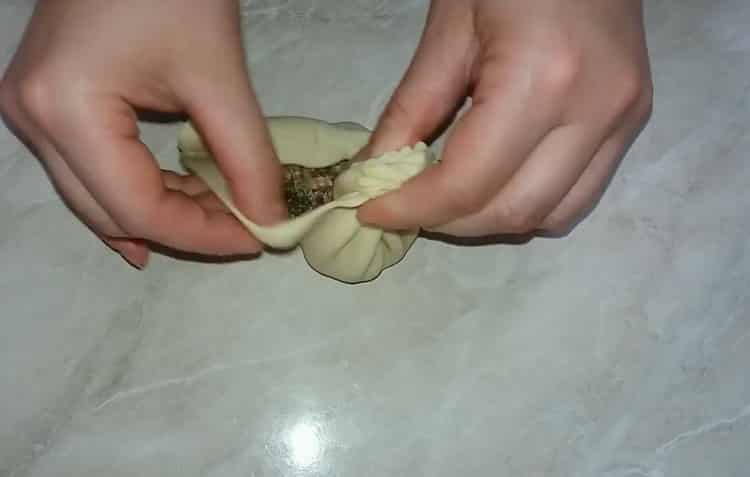 Per preparar khinkali segons una recepta senzilla amb una foto, prepareu tot el que necessiteu