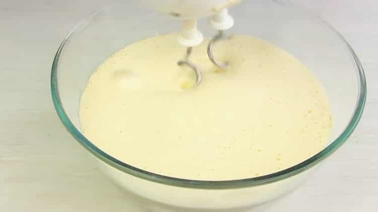 Talunin ang mga sangkap para sa isang sigaw.