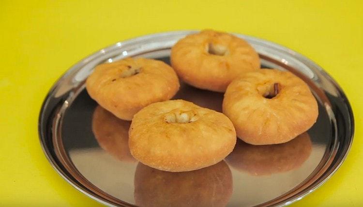 Rudele și albușurile suculente sunt gata.