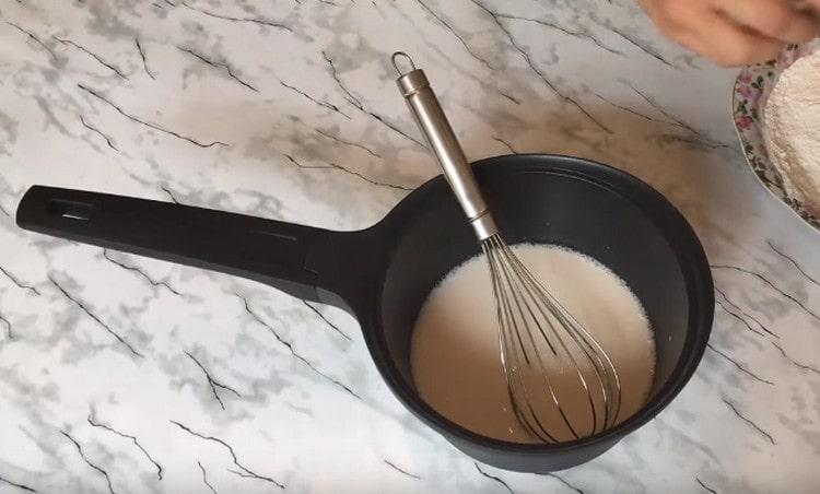 Amestecă totul până la neted.