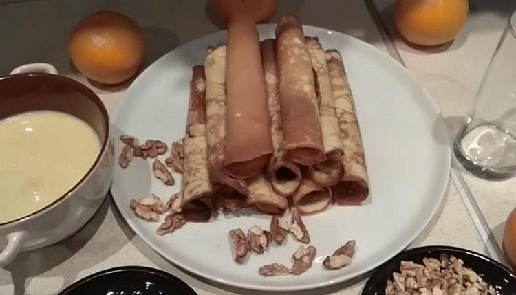 Gofrele sunt gata, rămâne doar să le umplu cu cremă.