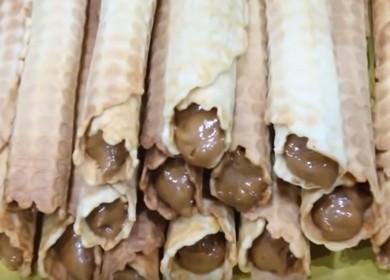 Pregătim napolitane delicioase cu lapte condensat conform unei rețete pas cu pas cu o fotografie.