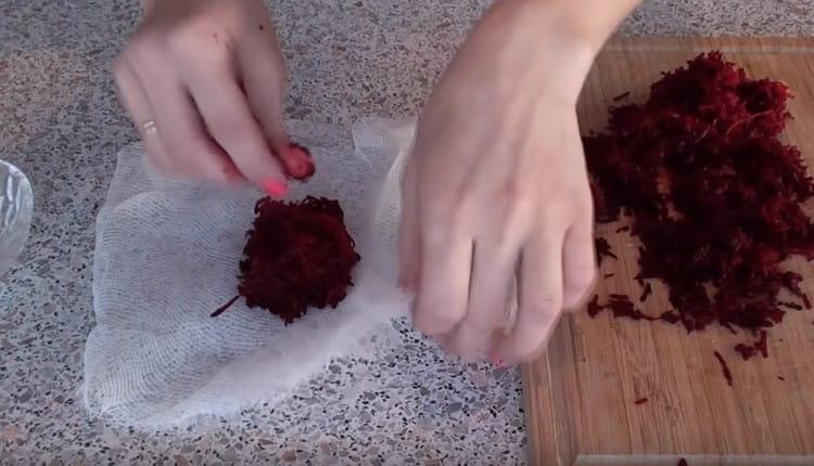 Řepu jsme rozložili do gázy složené do několika vrstev.