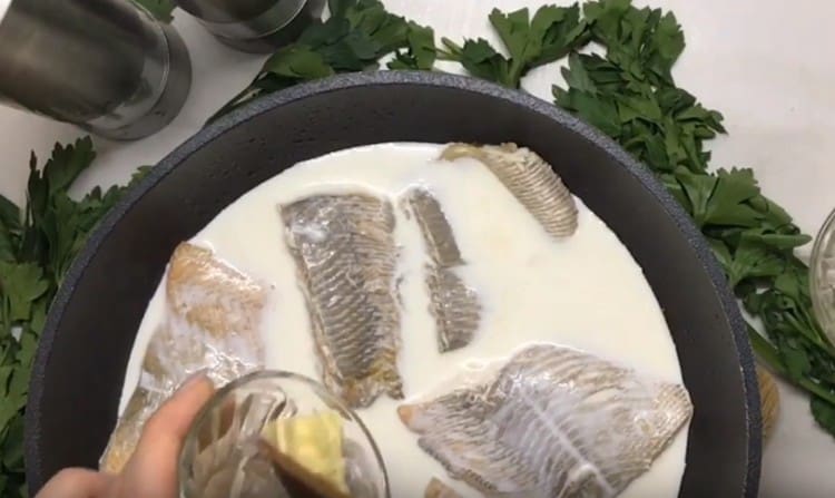 Agregue un trozo de mantequilla también.