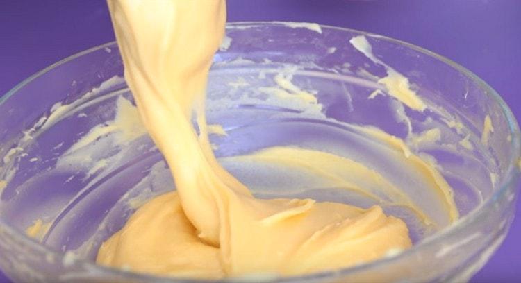 Vi uppnår en sådan viskös konsistens av testet.