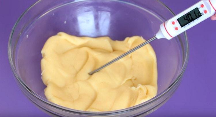 Kyl degen till en temperatur på 40 grader.