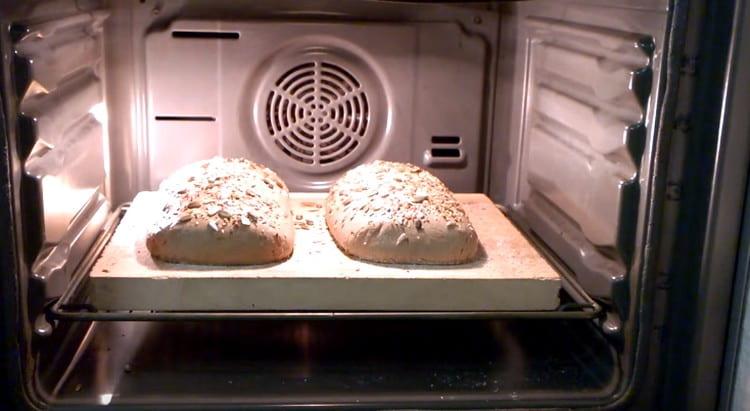 אנו שולחים את הרפרפת שלנו לתנור.