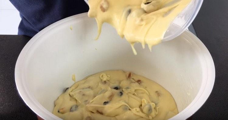 Häll degen i skålen.