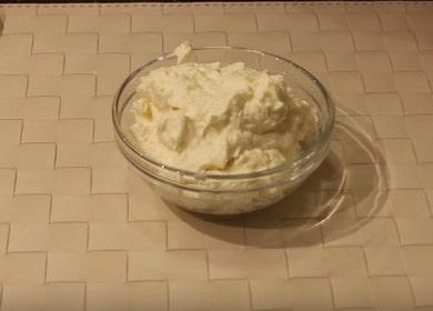 Připravujeme lahodný krém na zkumavky z listového těsta podle postupu krok za krokem s fotografií.