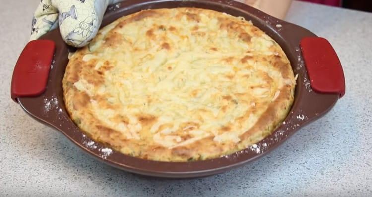 La cuptor, khachapuri vor fi coapte aproximativ o jumătate de oră.