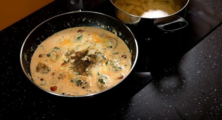 Ajoutez du fromage mozzarella, ainsi que des épices.